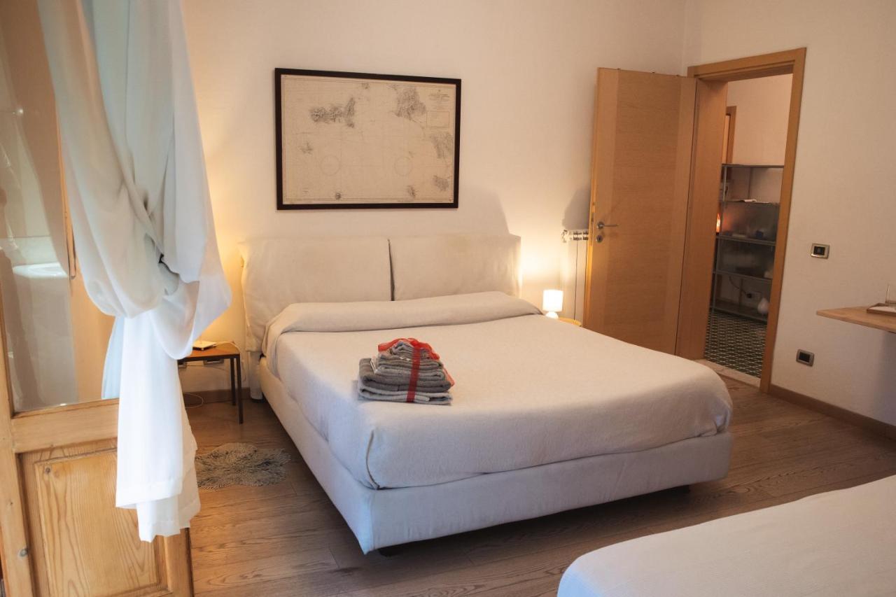 Accogliente Casa Livorno Bed & Breakfast エクステリア 写真